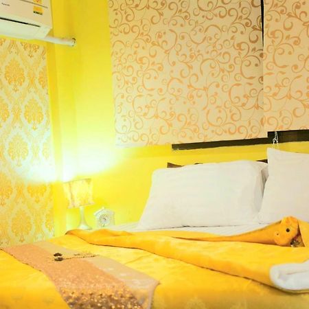 Menulis Coolly House Patong Bed and Breakfast Exteriör bild