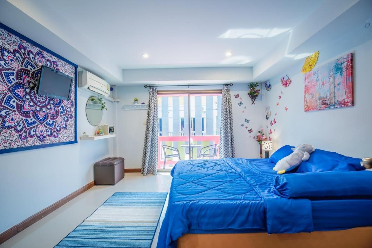 Menulis Coolly House Patong Bed and Breakfast Exteriör bild