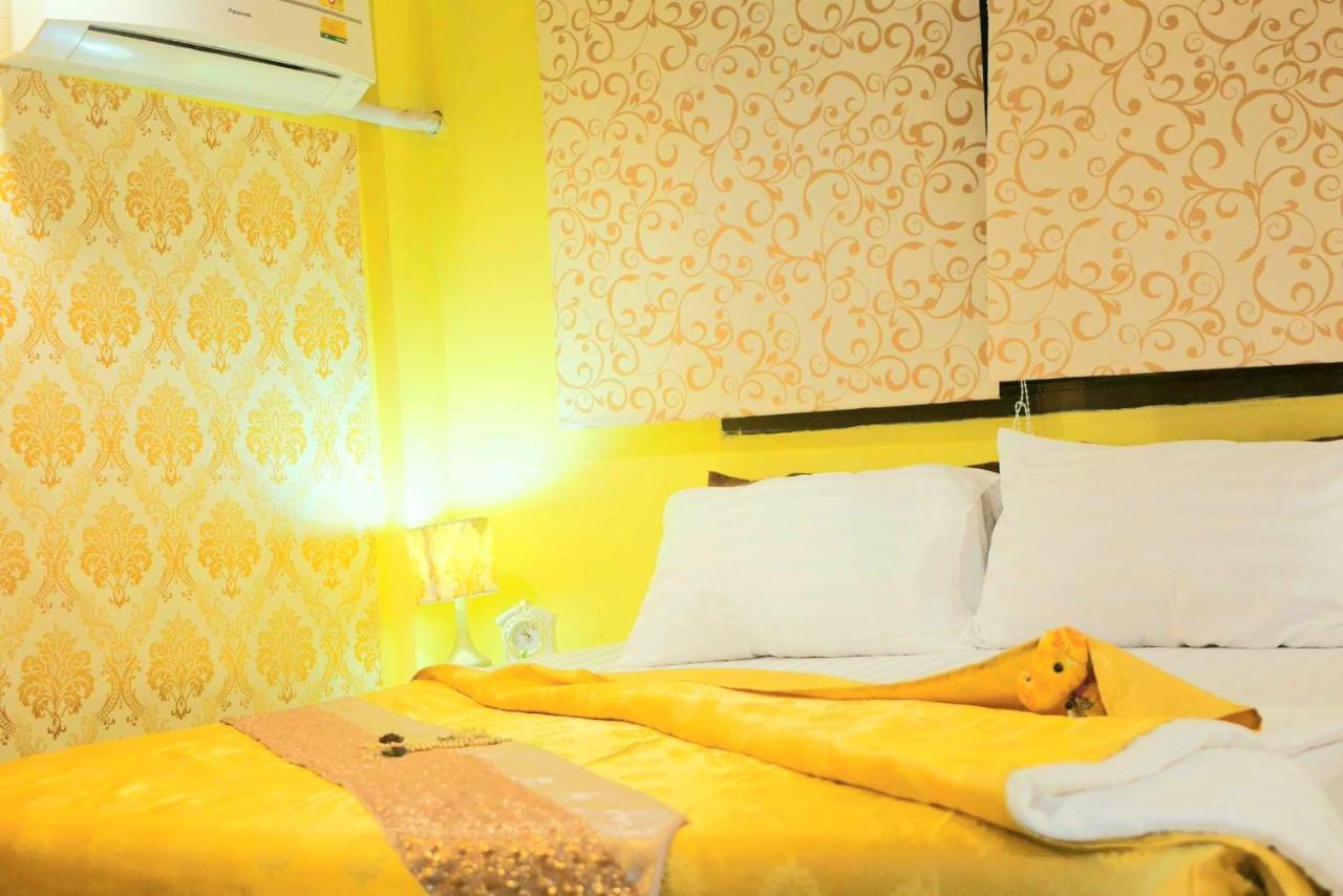 Menulis Coolly House Patong Bed and Breakfast Exteriör bild